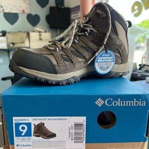 Columbia Crestwood Mid Waterproof Hiking boots